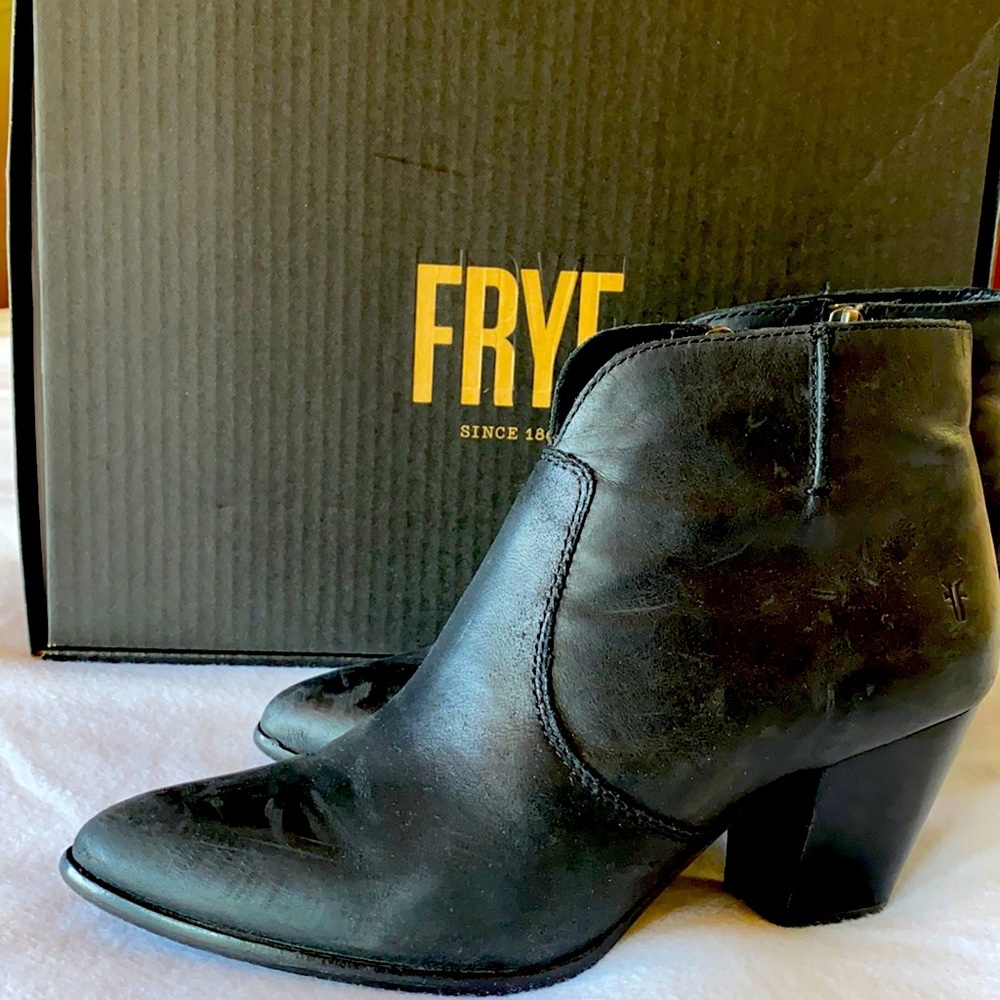 Frye booties, black leather 8.5